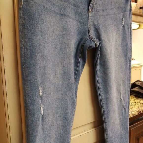 DL1961 Florence Ankle Mid Rise Skinny | Folsom - Picture 12 of 16